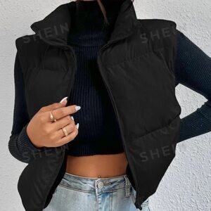 Cropped Puffer Vest Size Medium
